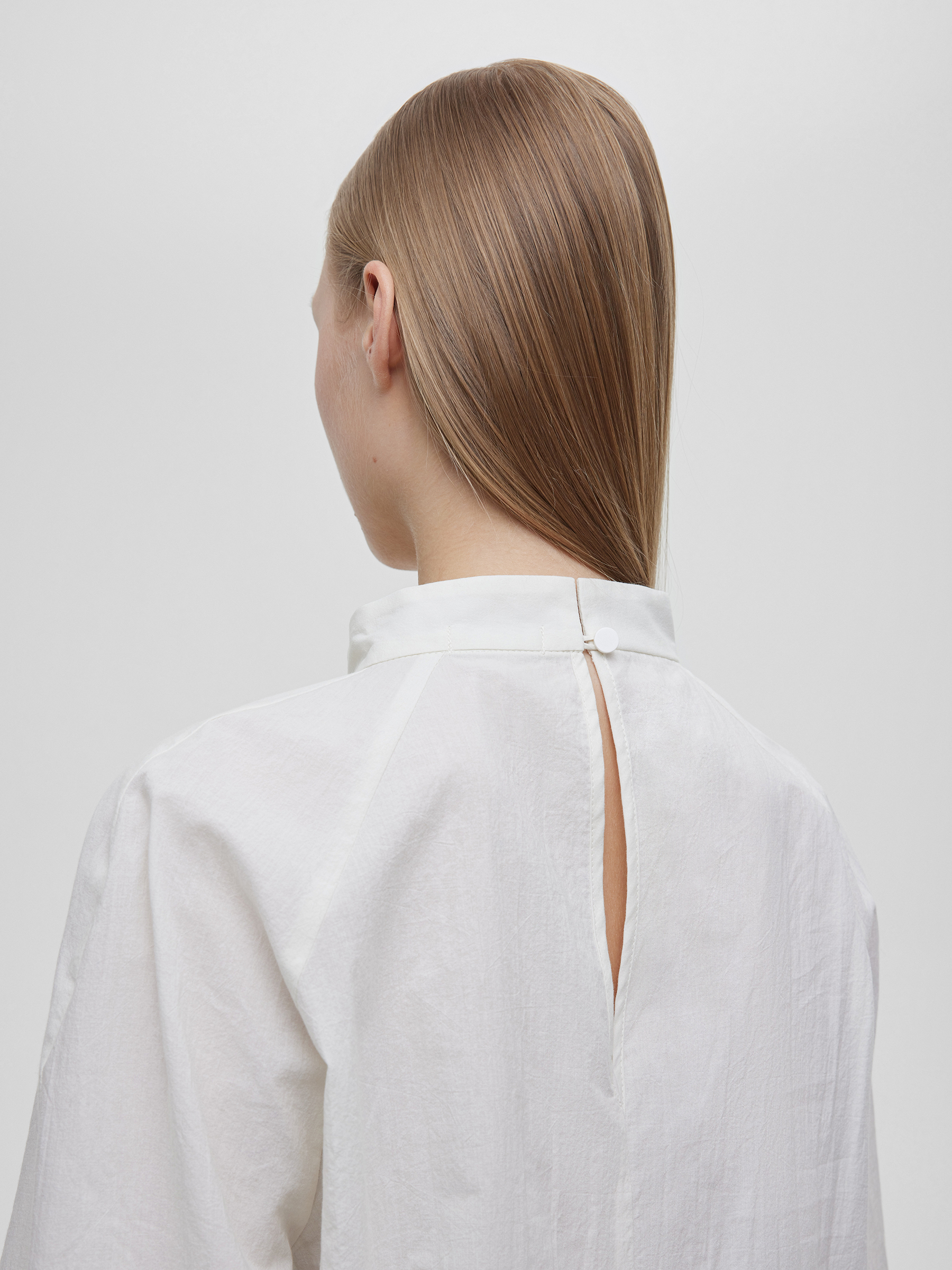 Блуза c воротником стойка и объемными рукавами M, молочный - фото 4