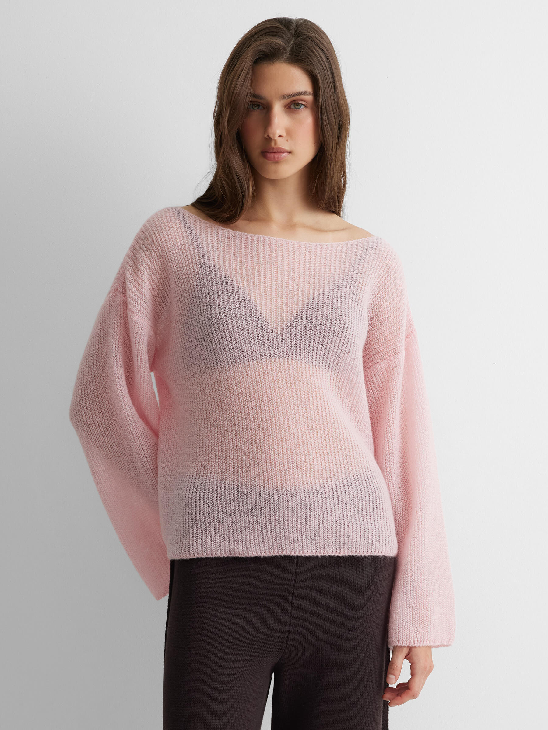 

Джемпер из мохера прозрачный, розовый