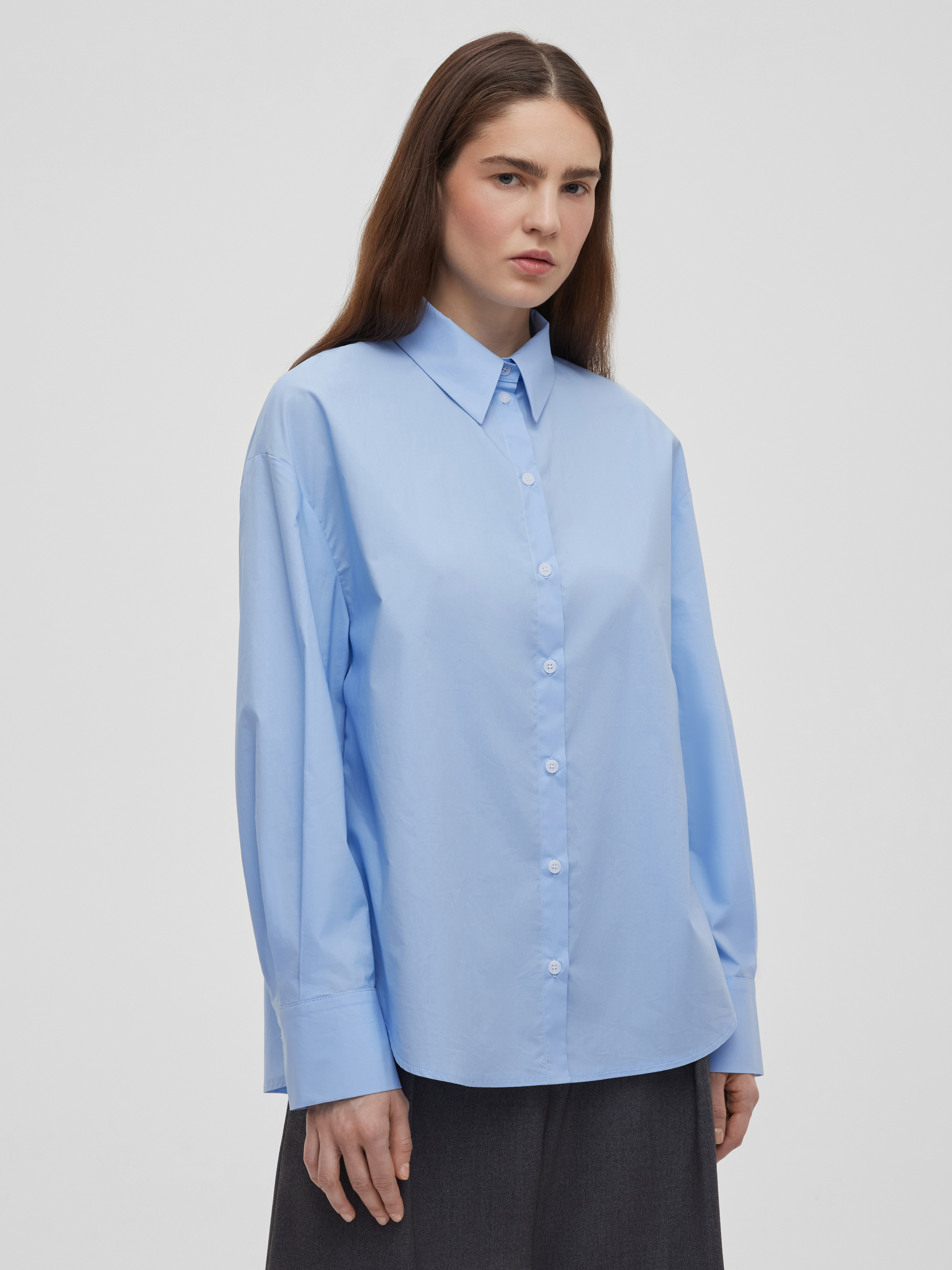 

Рубашка женская свободная из хлопка, цвет – светло-голубой