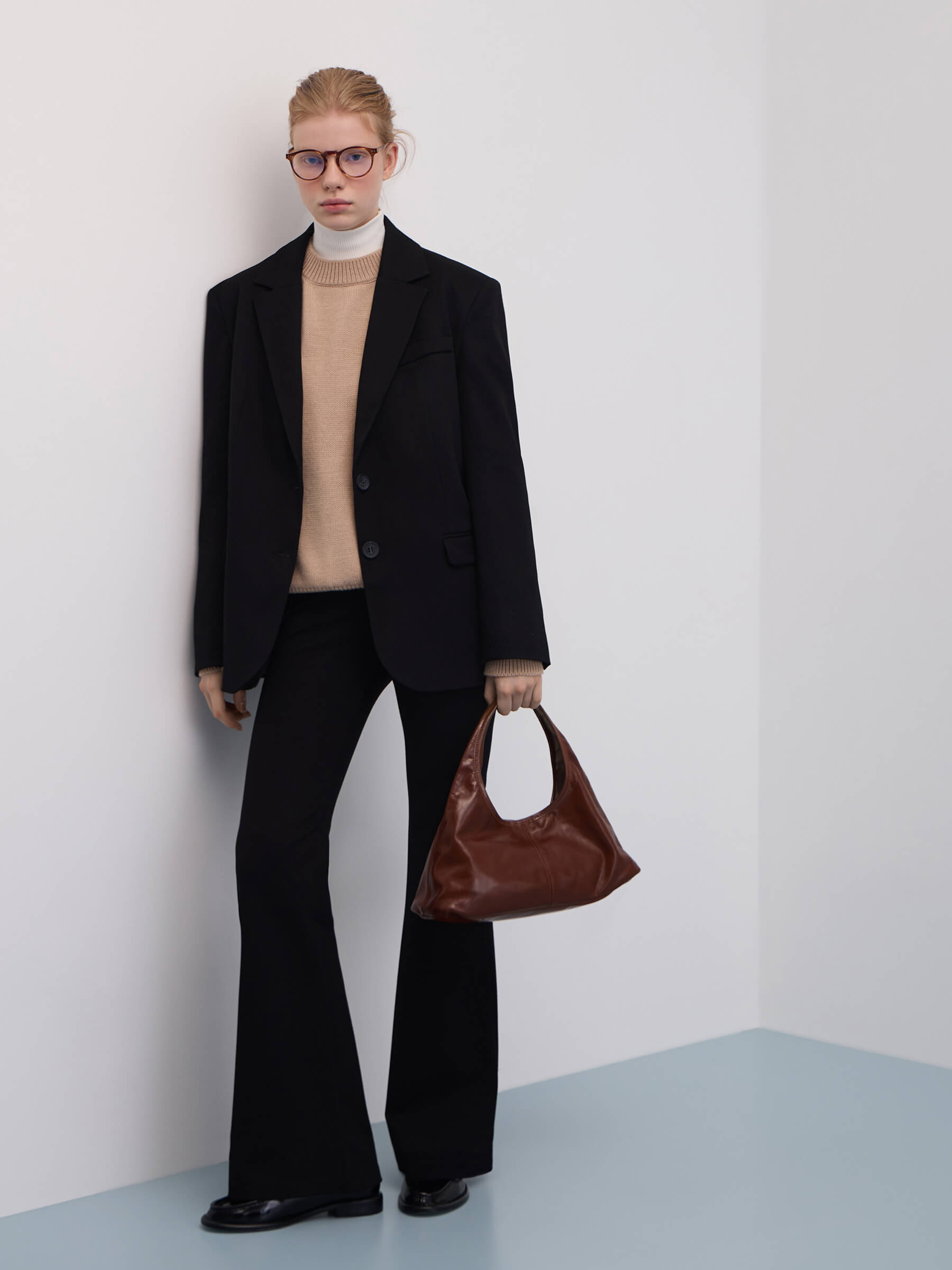 

Брюки клеш из вискозы 0216 M, черный