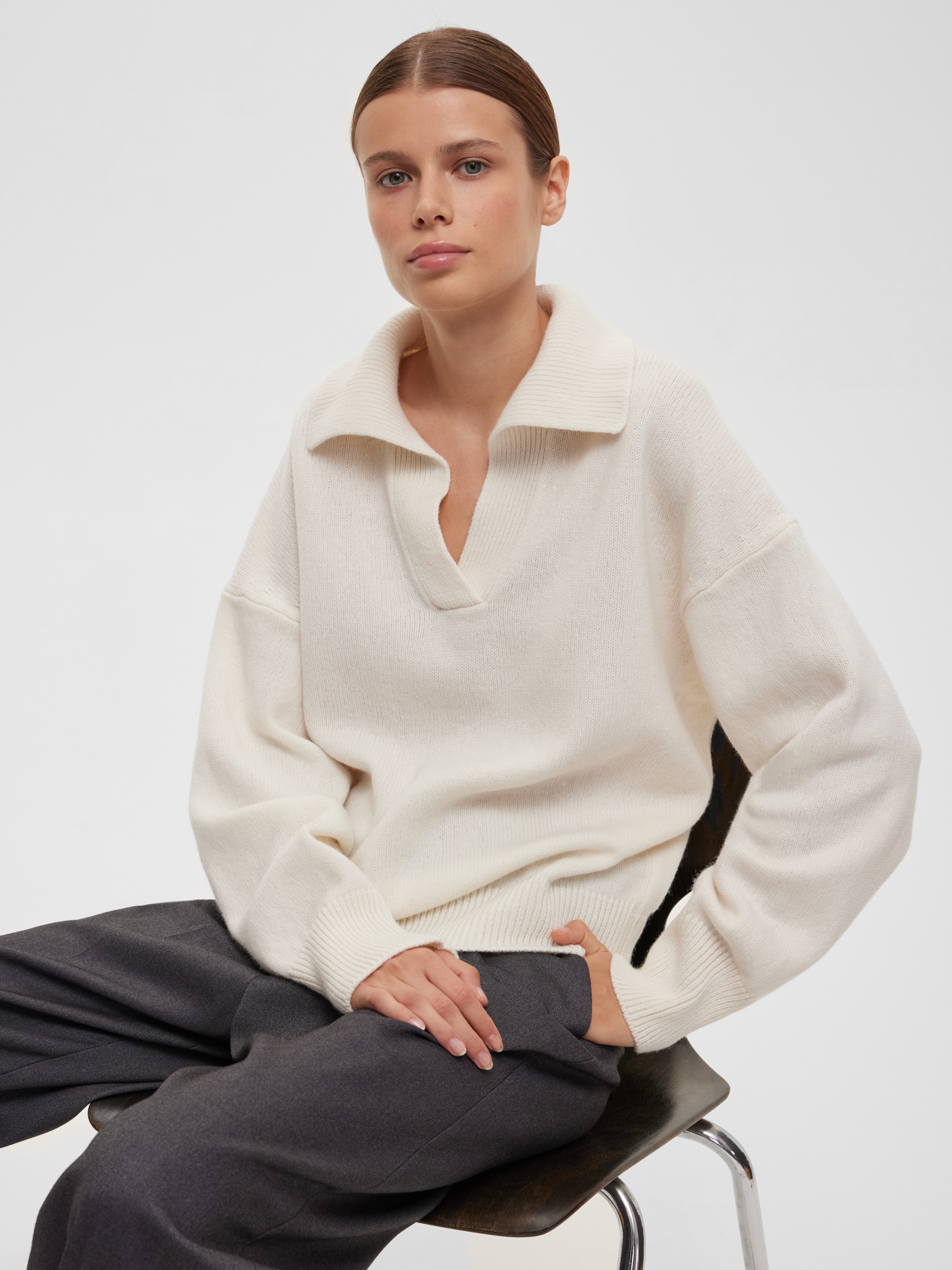 Джемпер-поло женский из кашемира и шерсти, цвет – белый цена и фото