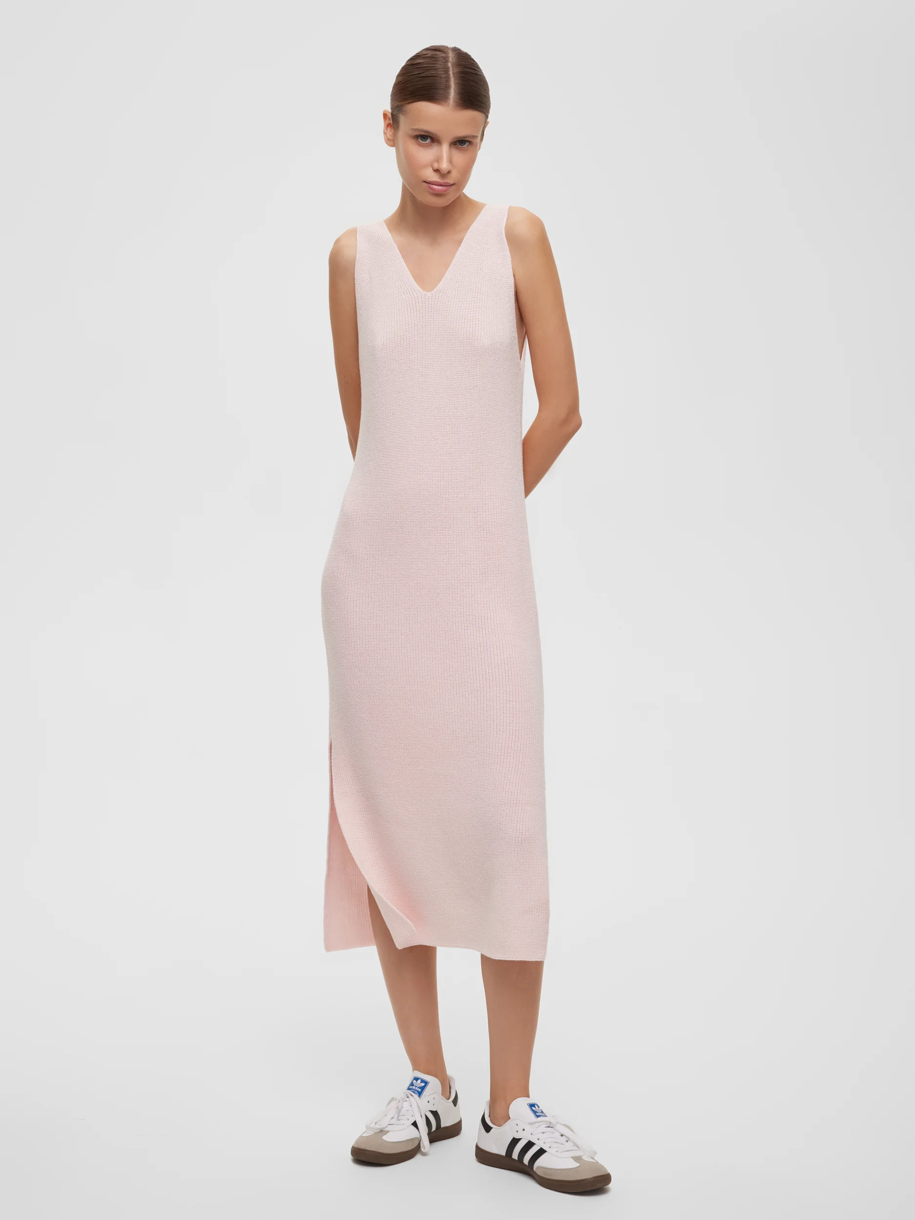 Вязаное облегающее платье миди из хлопка, цвет – розовый платье свободного кроя вязаное цвет – белый