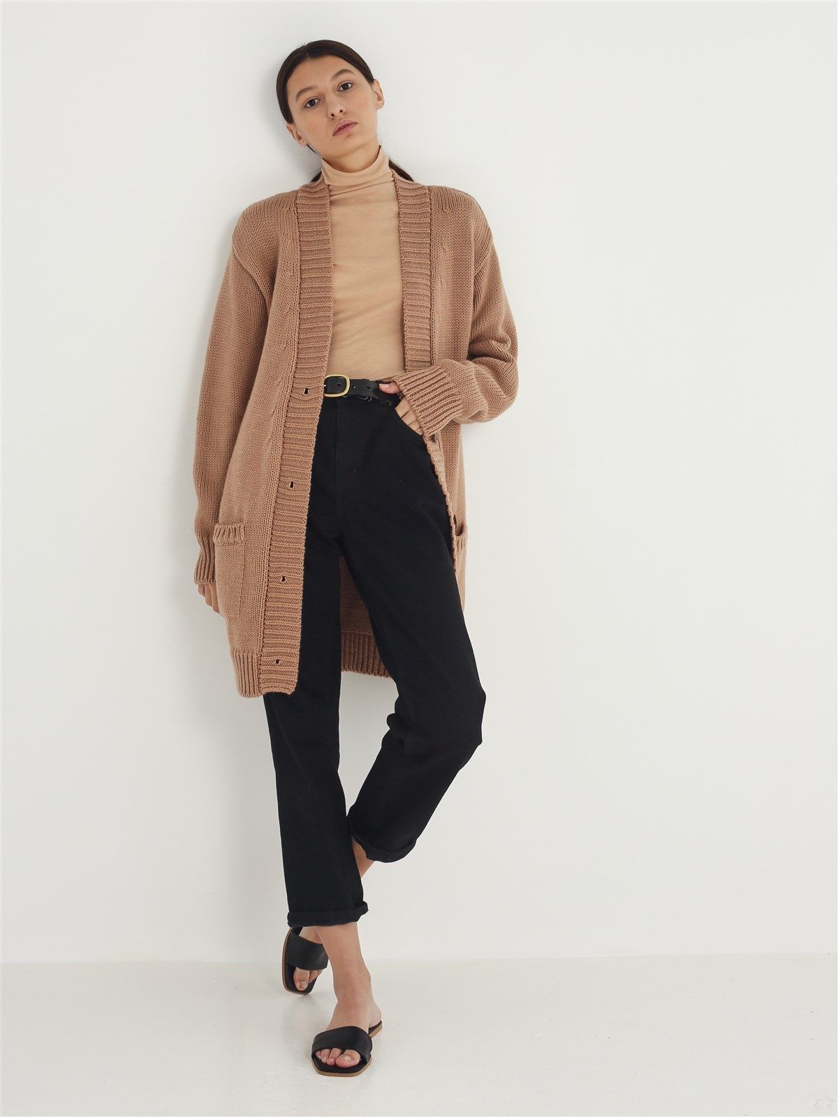 Кардиган миди с карманами крупной вязки, песочный