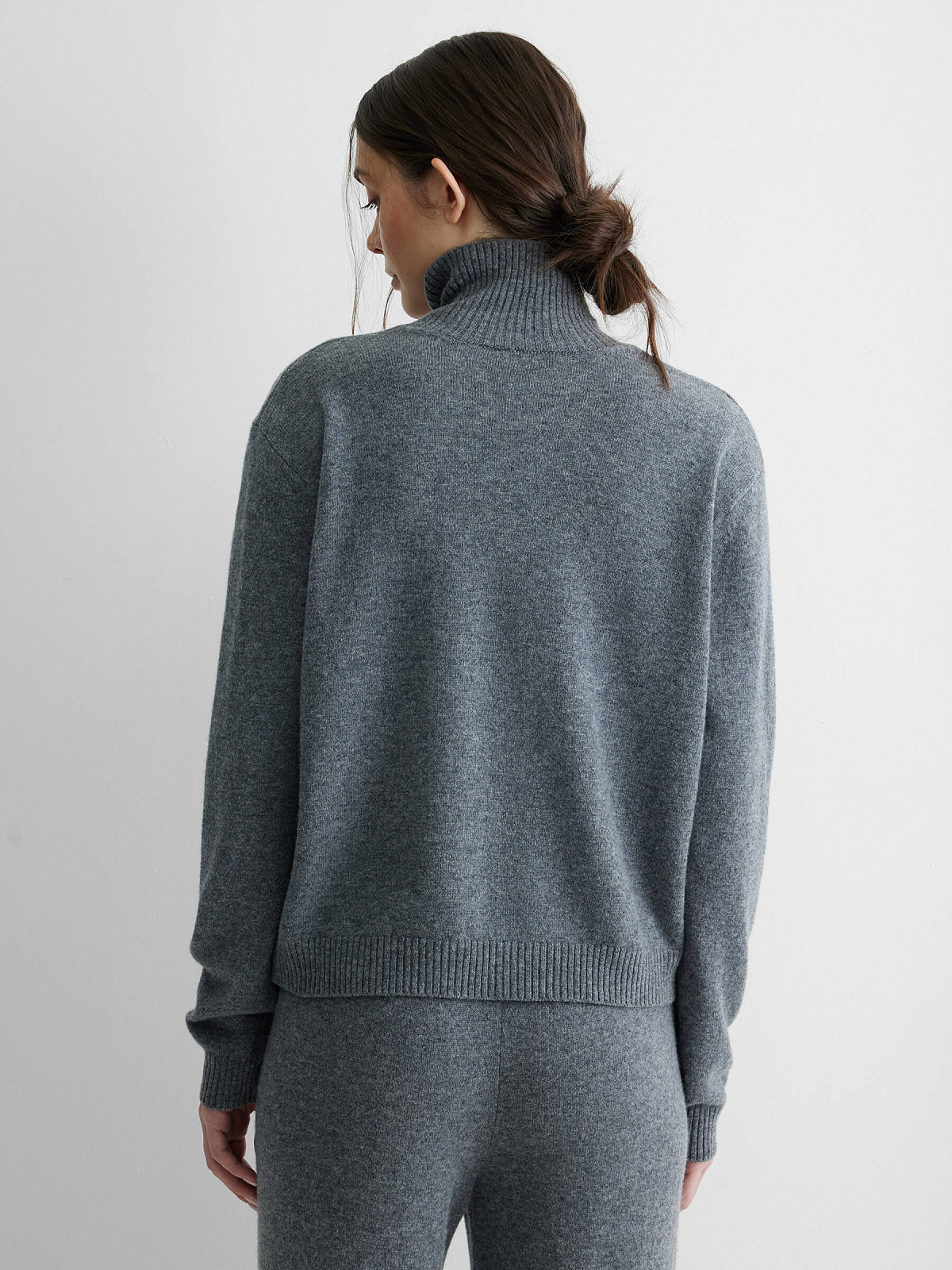 Кардиган с высоким воротником из 100% мериноса, серый