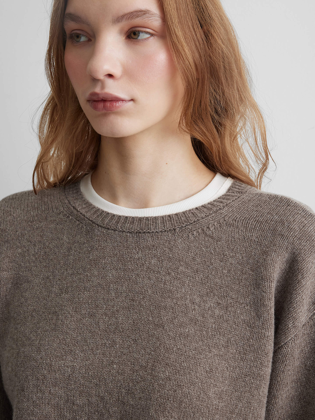 Джемпер свободного кроя из 100% мериноса, коричневый меланж