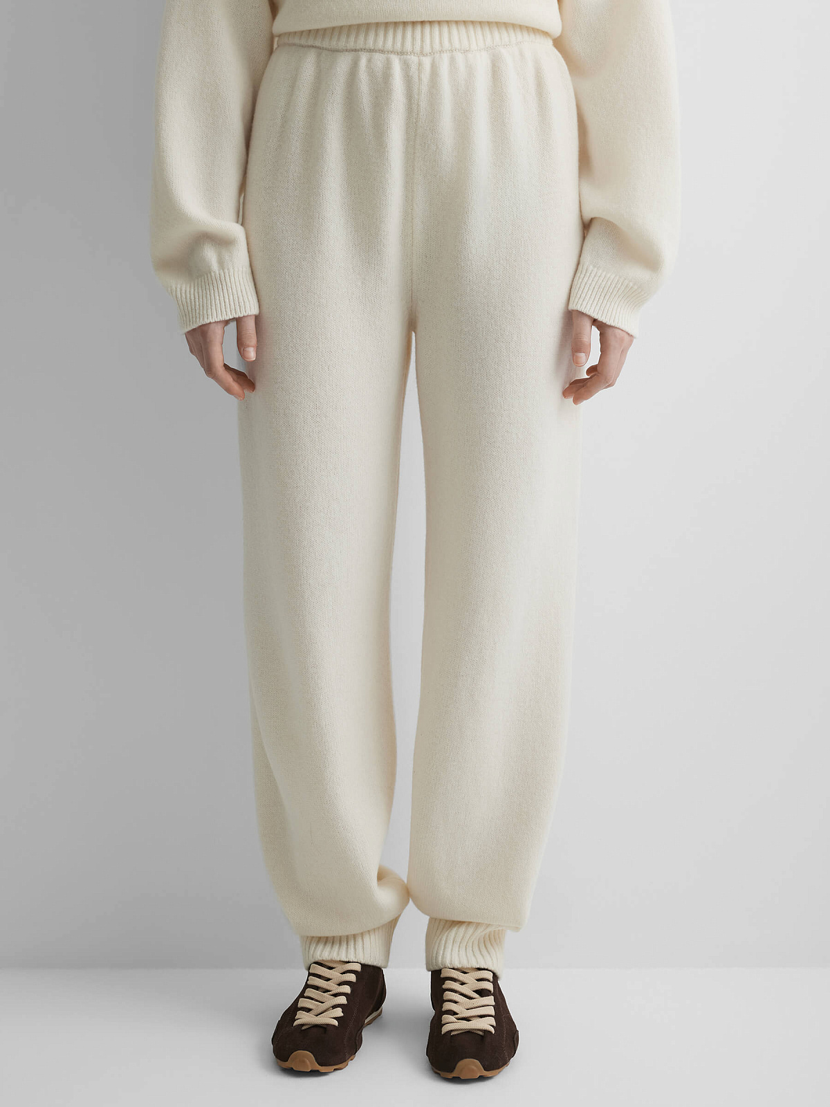Брюки вязаные джоггеры из 100% мериноса, молочный