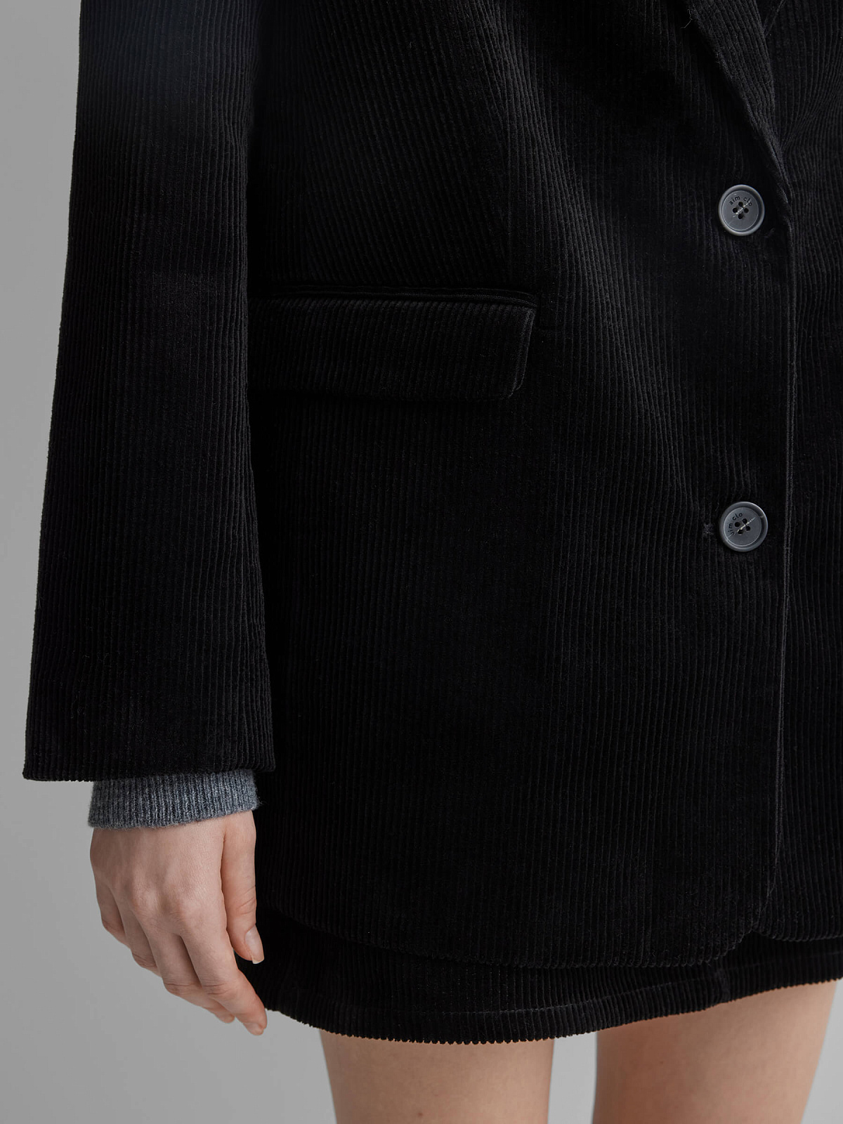 Жакет однобортный из вельвета 0211, черный