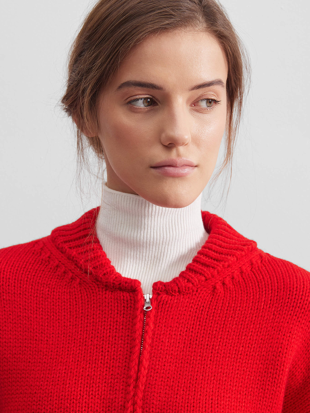 Вязаный бомбер, красный