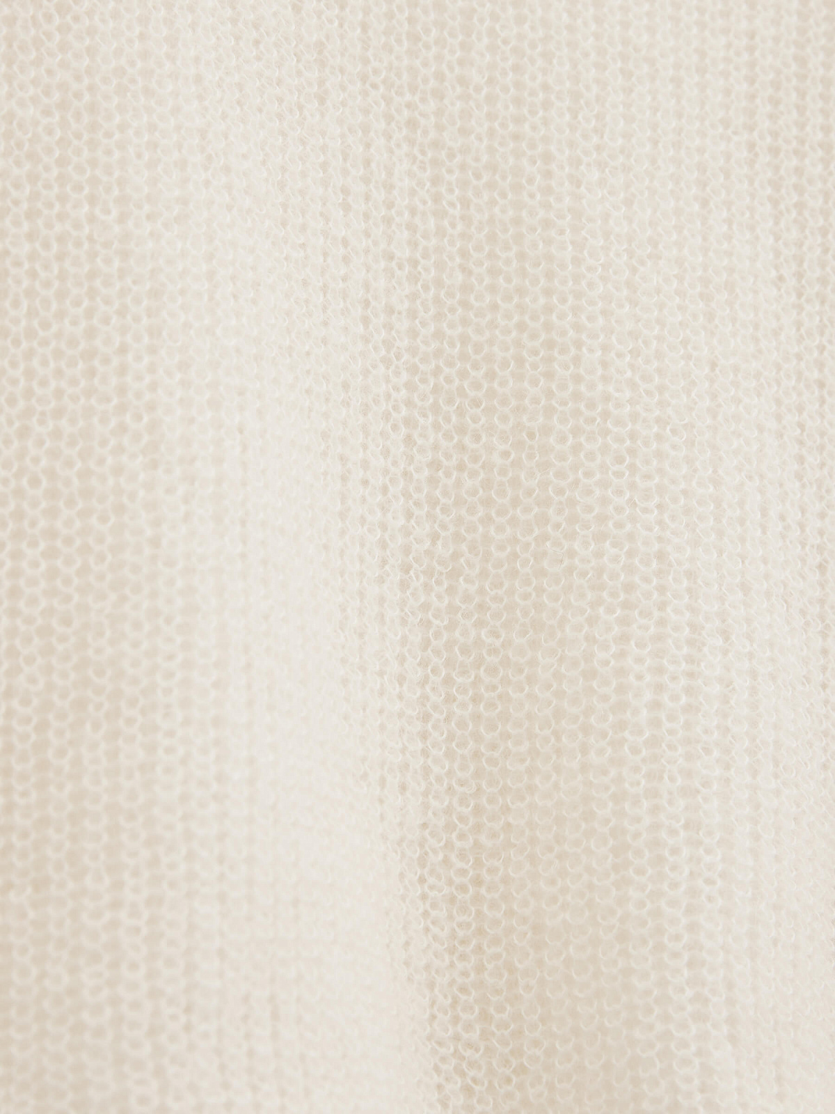 Джемпер из мохера прозрачный, молочный