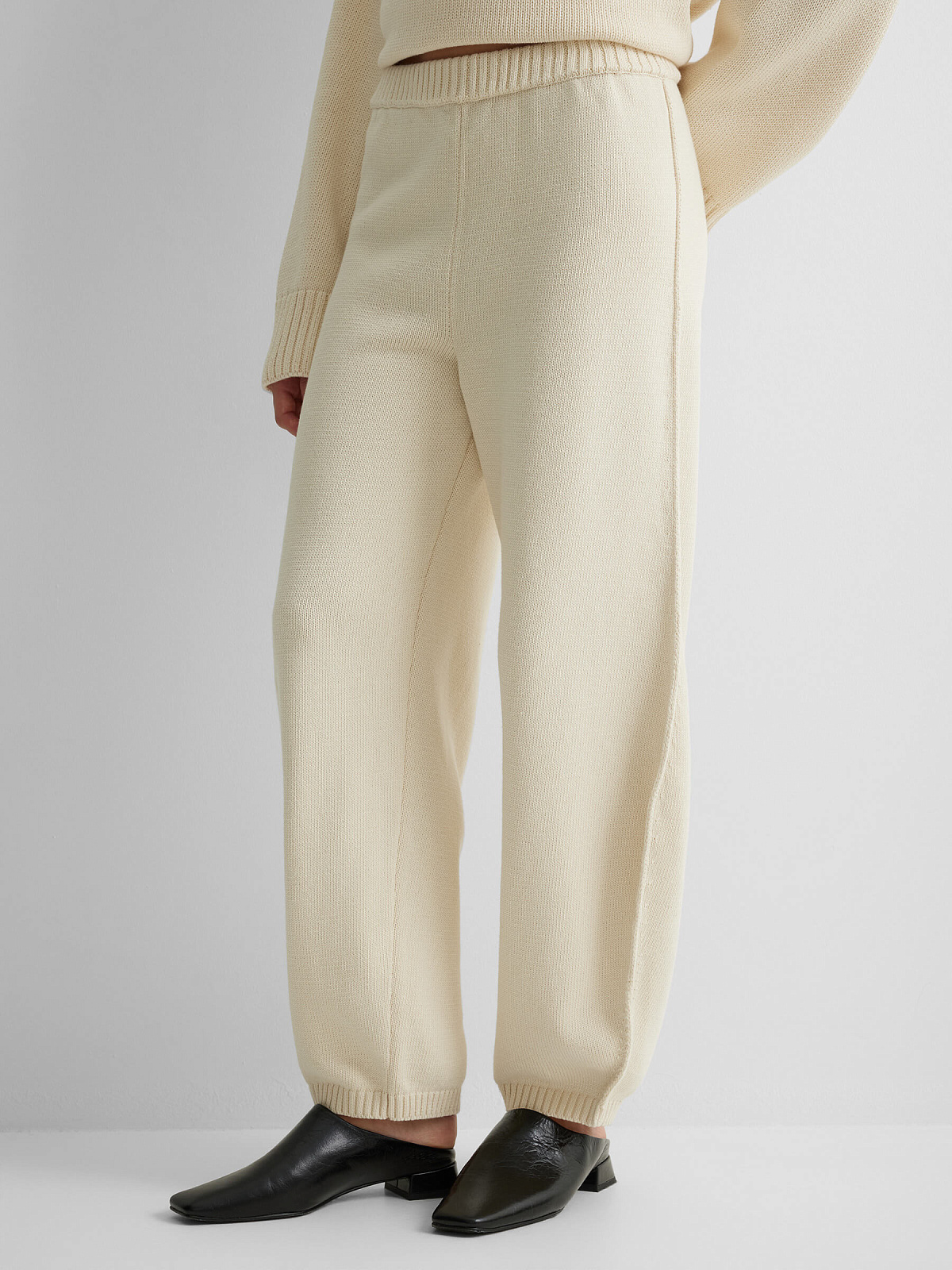 Брюки объемные из 100% хлопка, молочный