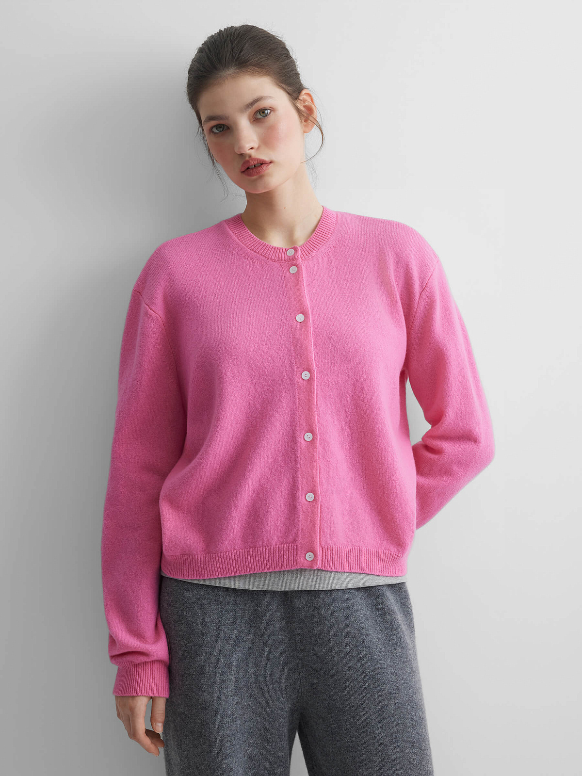 Кардиган на пуговицах из 100% мериноса, розовый