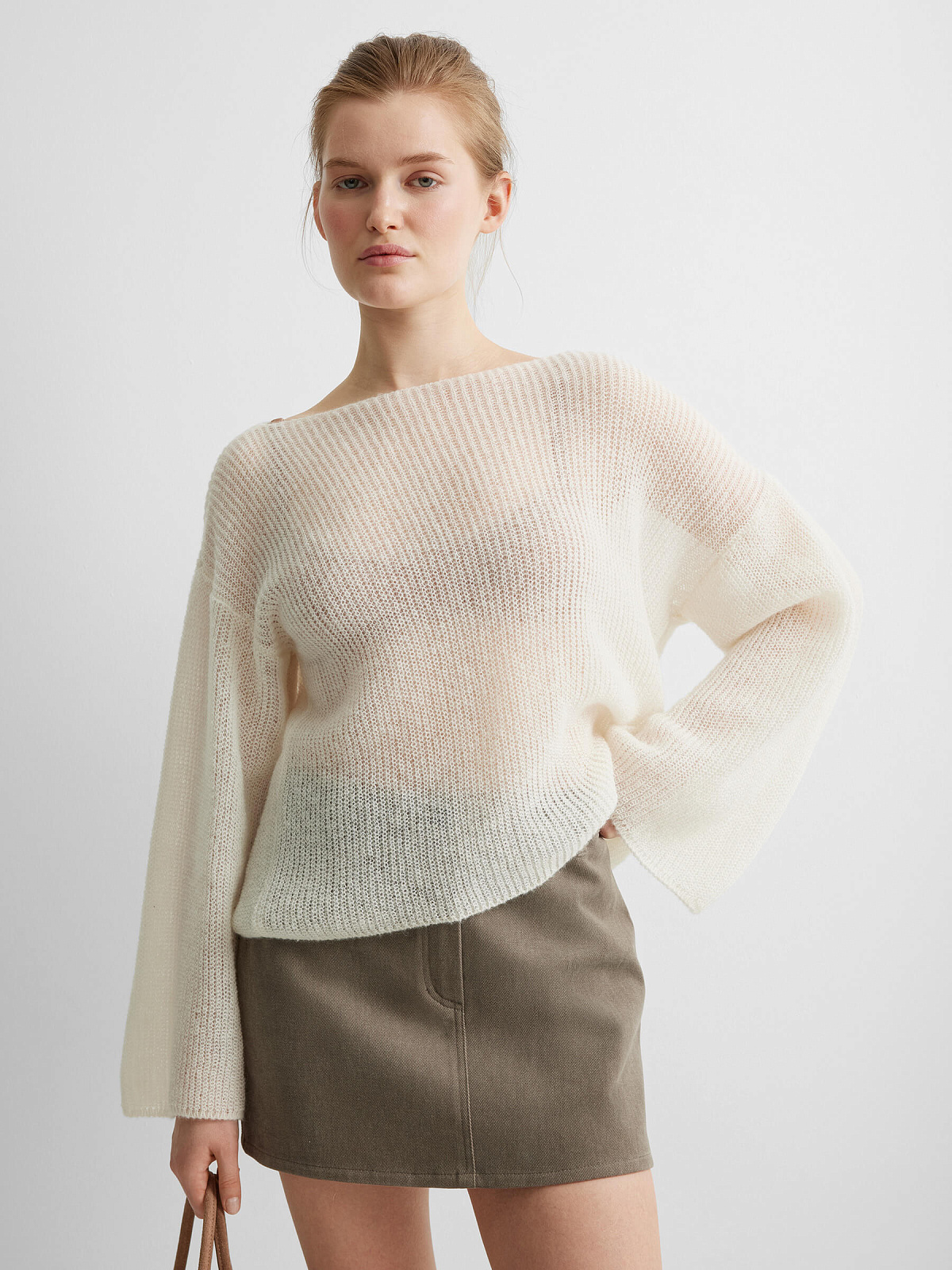 Джемпер из мохера прозрачный, молочный