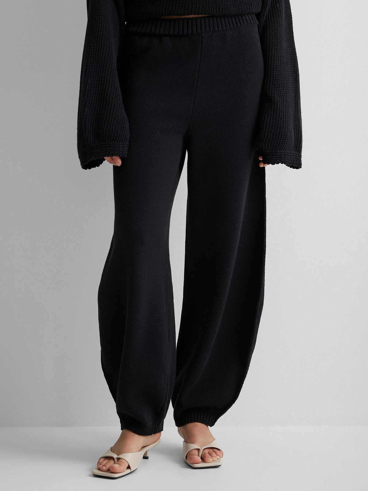 Брюки объемные из 100% хлопка, черный