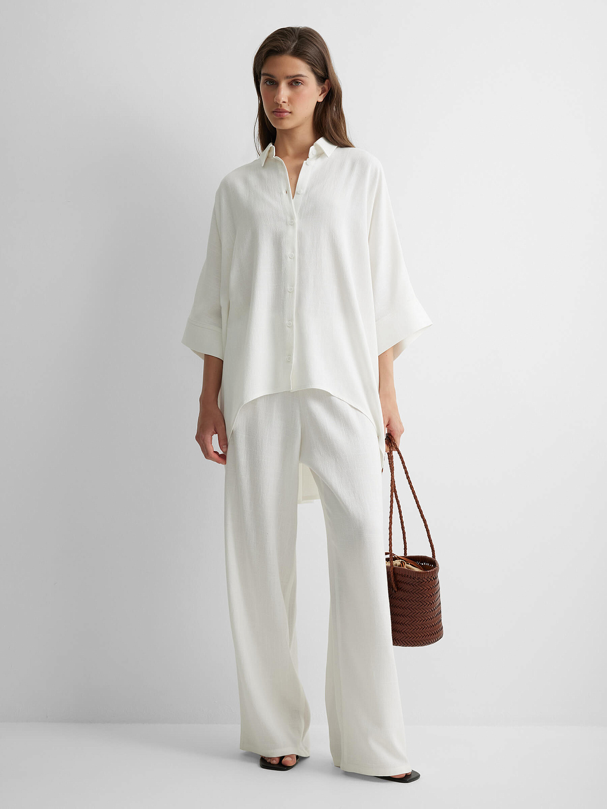 Костюм изо льна 0222, белый