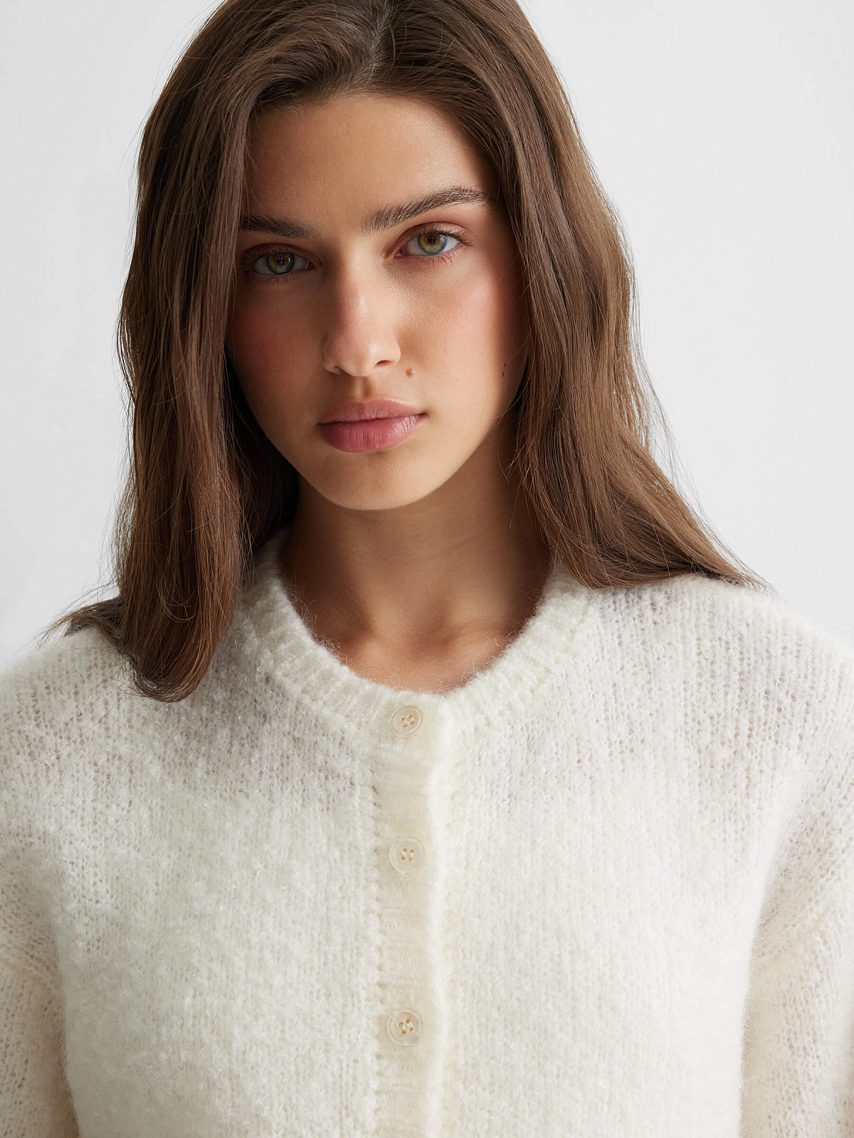 Кардиган на пуговицах из мохера, белый