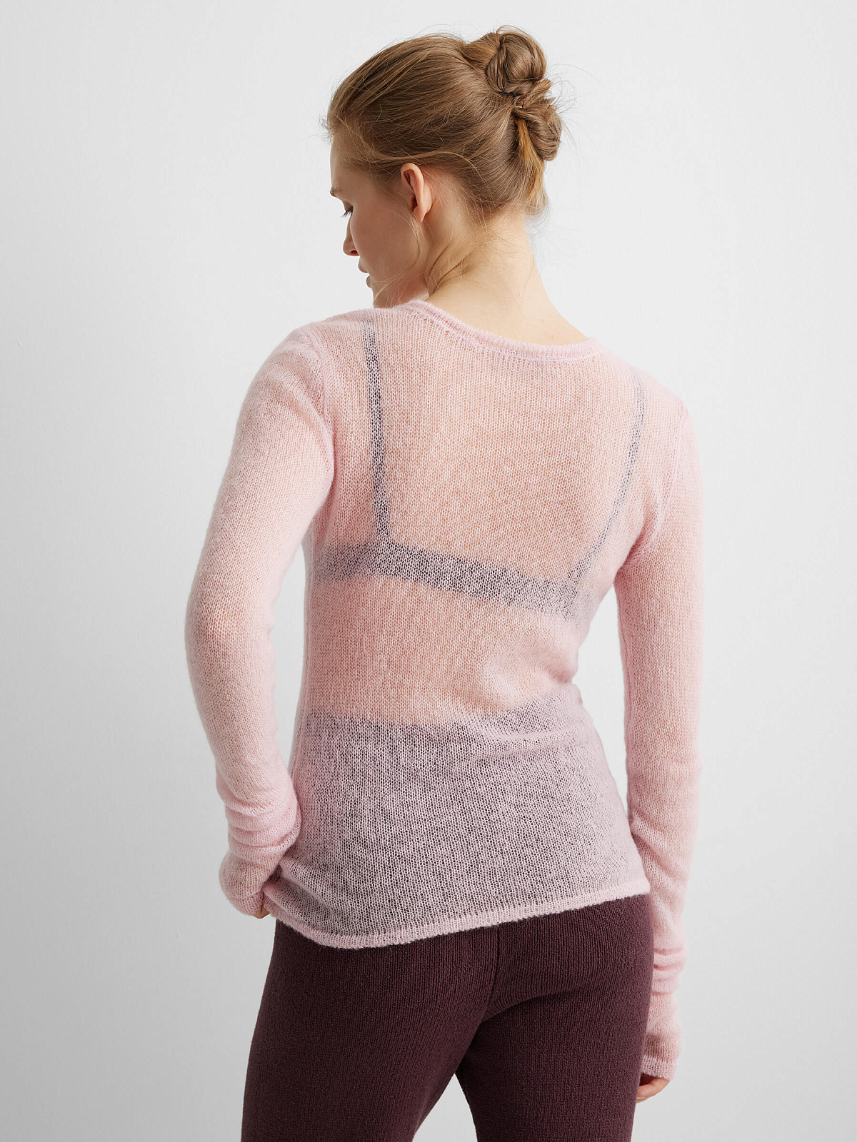 Джемпер вязаный из мохера, розовый