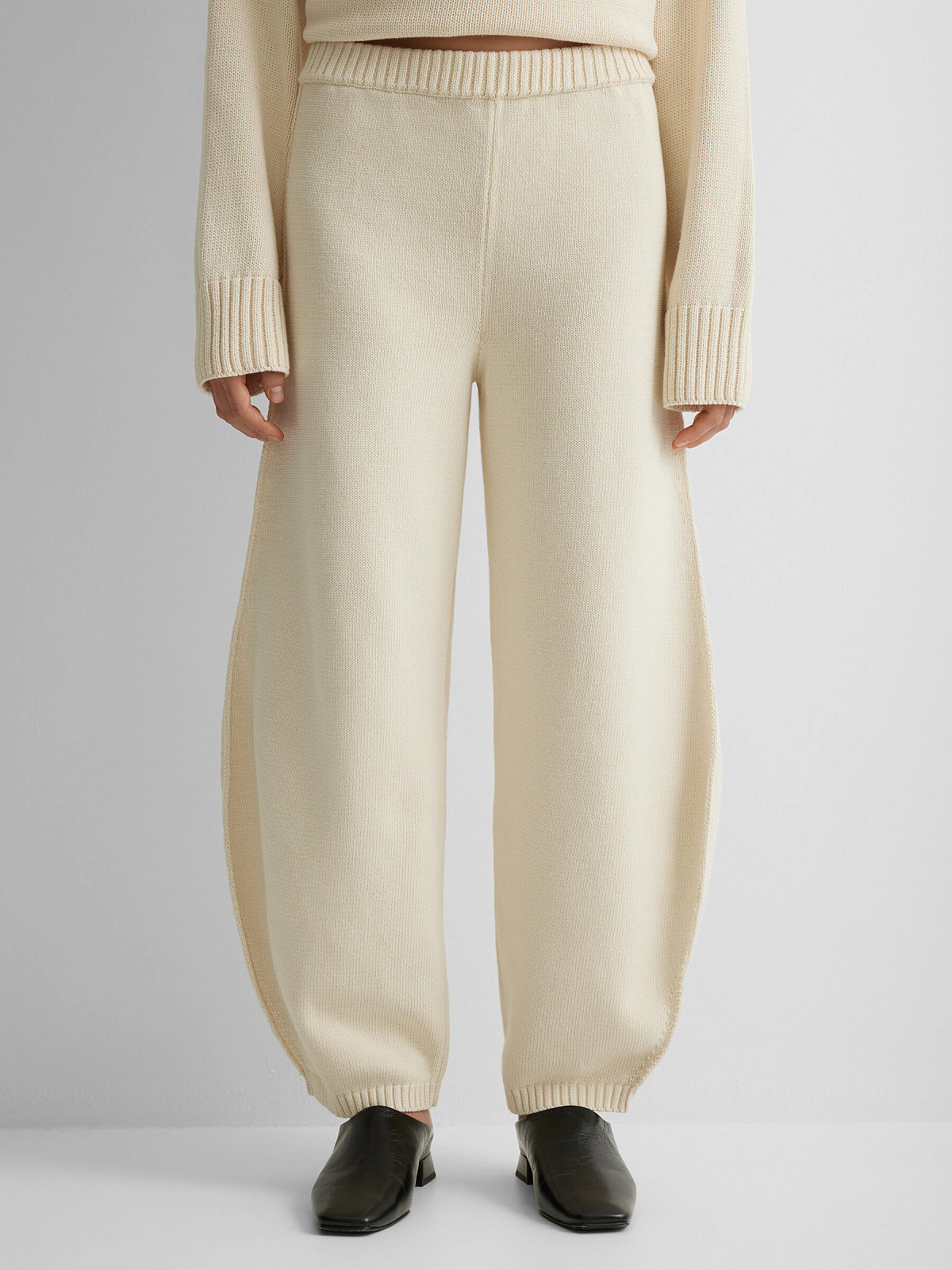 Брюки объемные из 100% хлопка, молочный