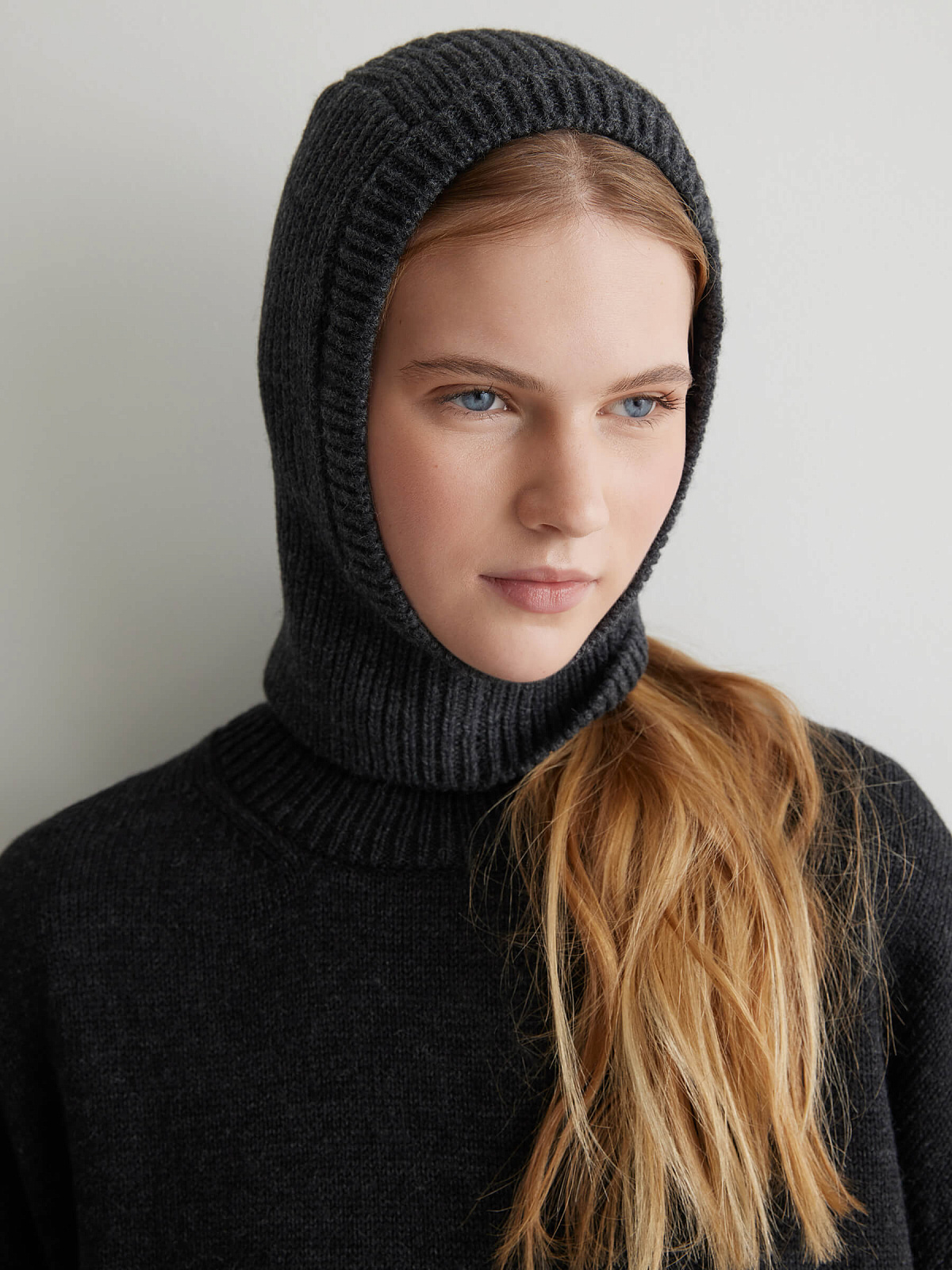 Капор из шерсти, антрацит