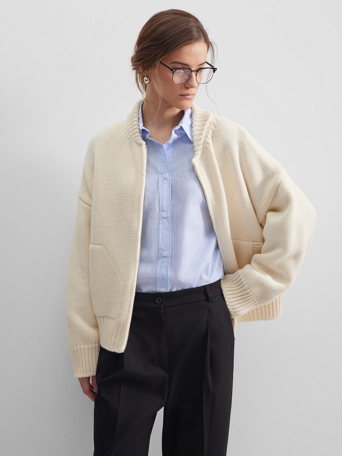 Вязаный бомбер, молочный