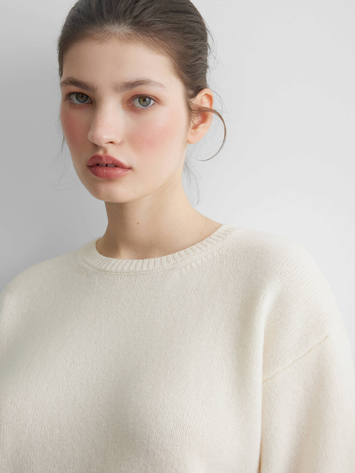 Джемпер свободного кроя из 100% мериноса, молочный