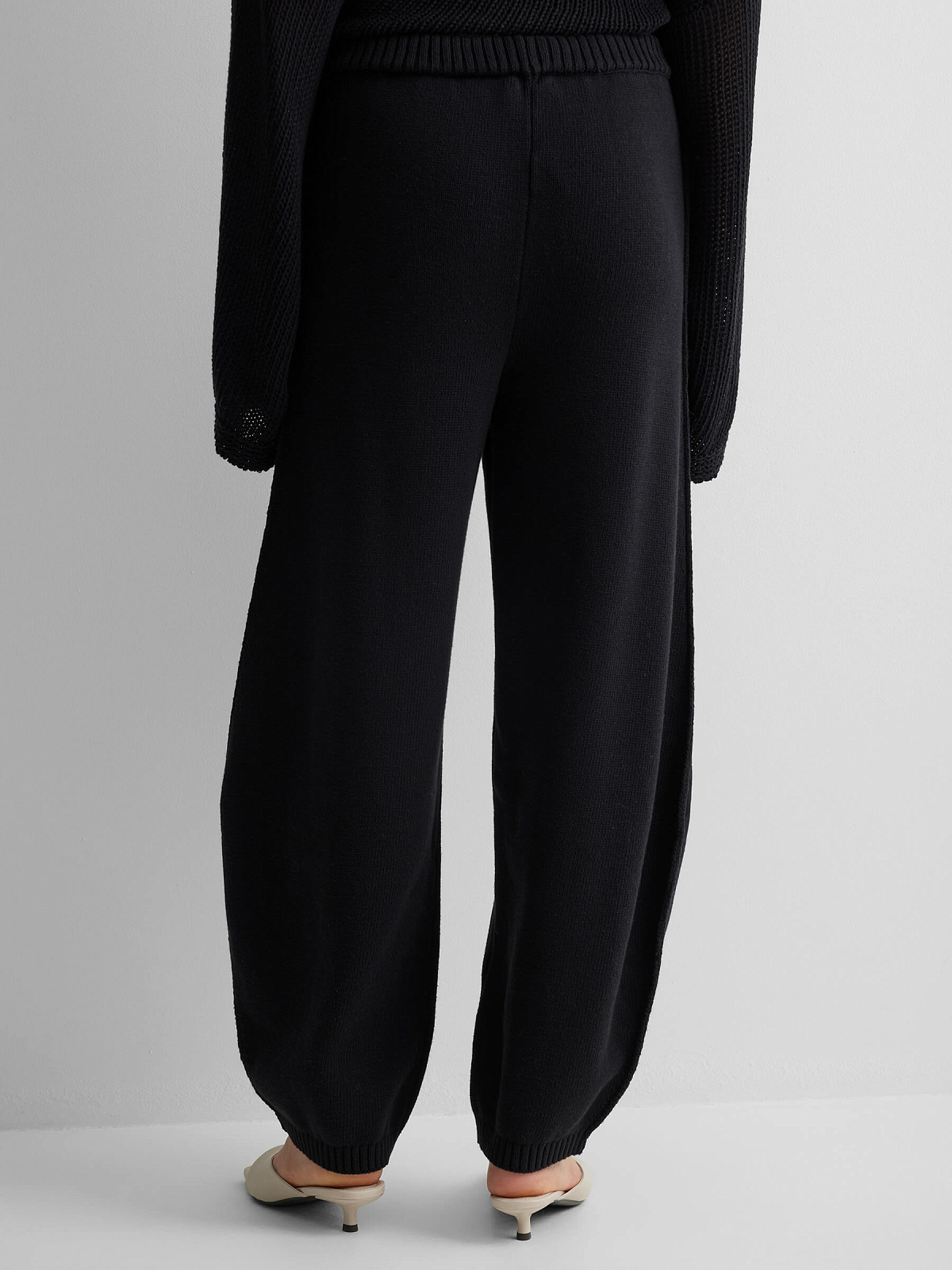 Брюки объемные из 100% хлопка, черный