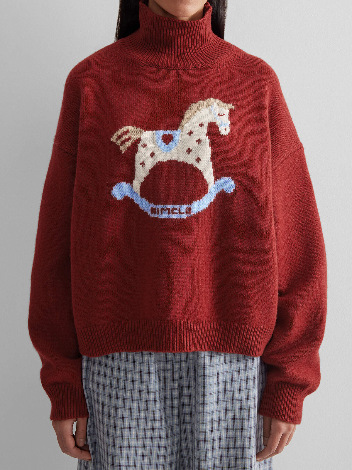 Свитер с интарсией лошадка, красный