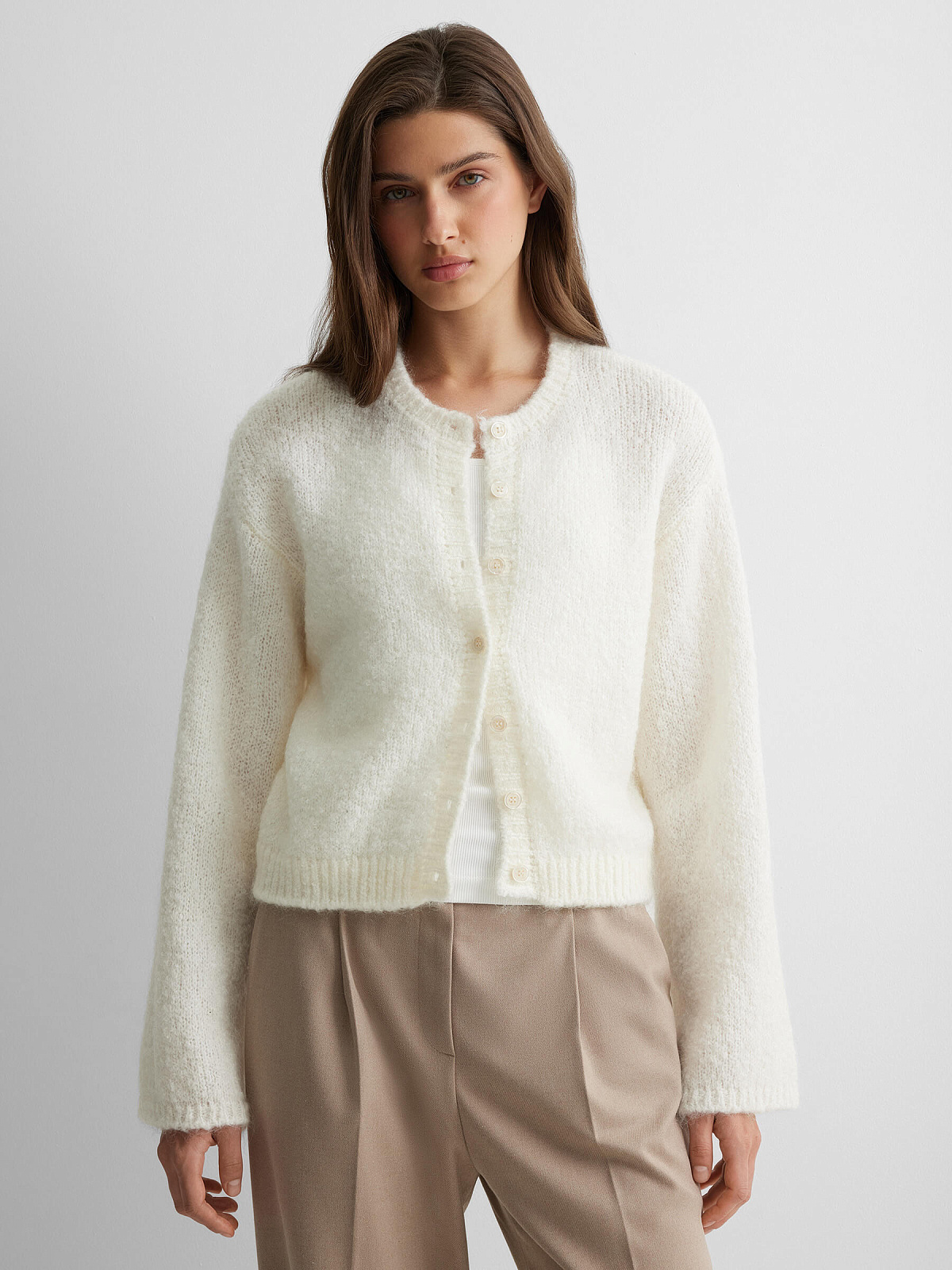 Кардиган на пуговицах из мохера, белый