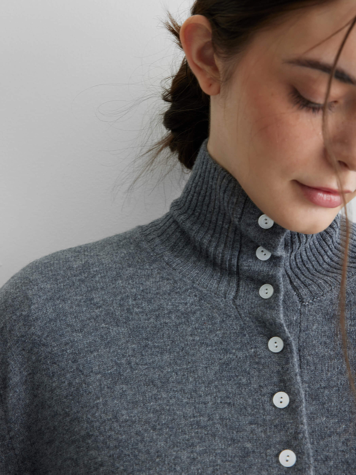 Кардиган с высоким воротником из 100% мериноса, серый