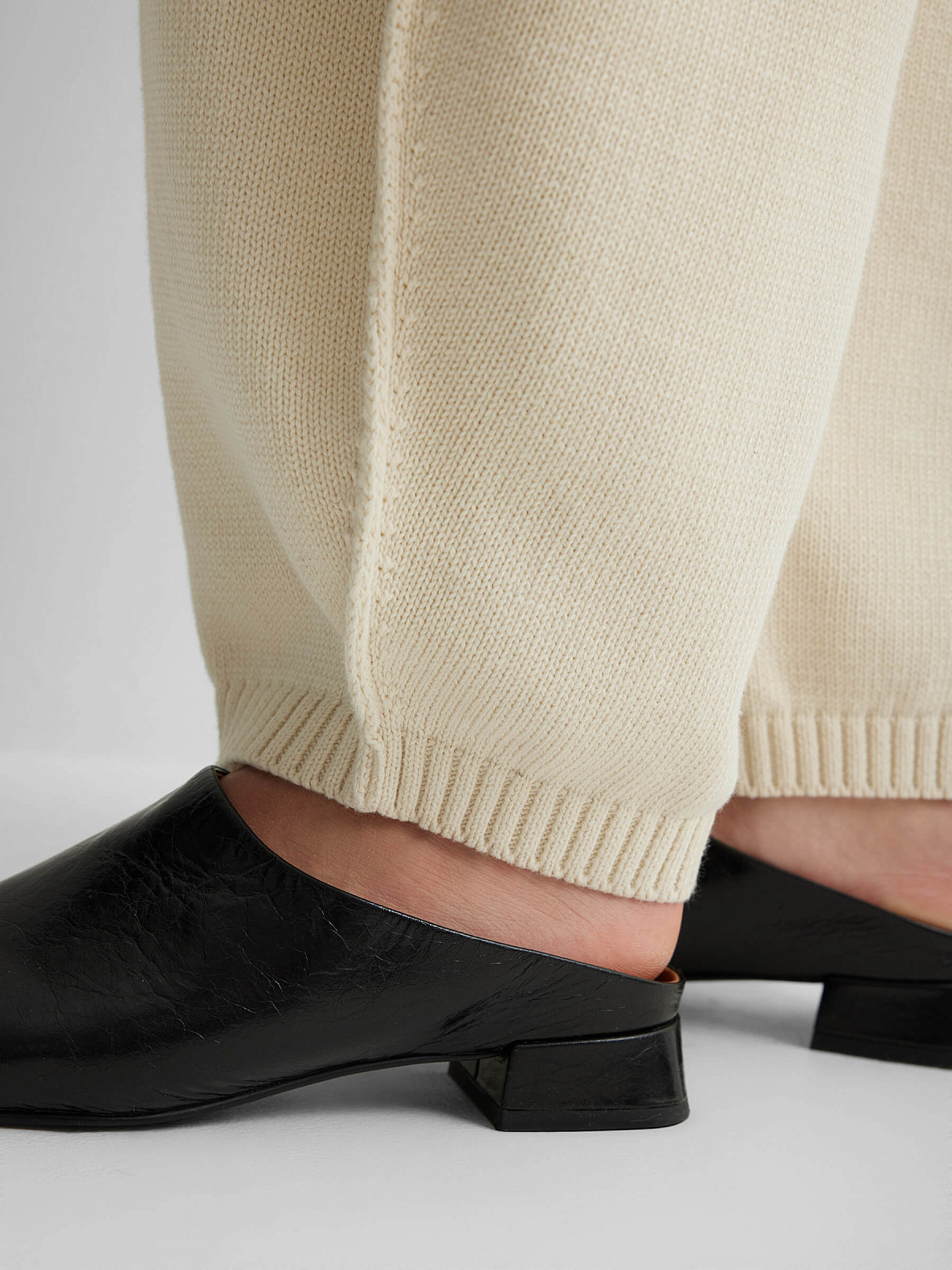 Брюки объемные из 100% хлопка, молочный