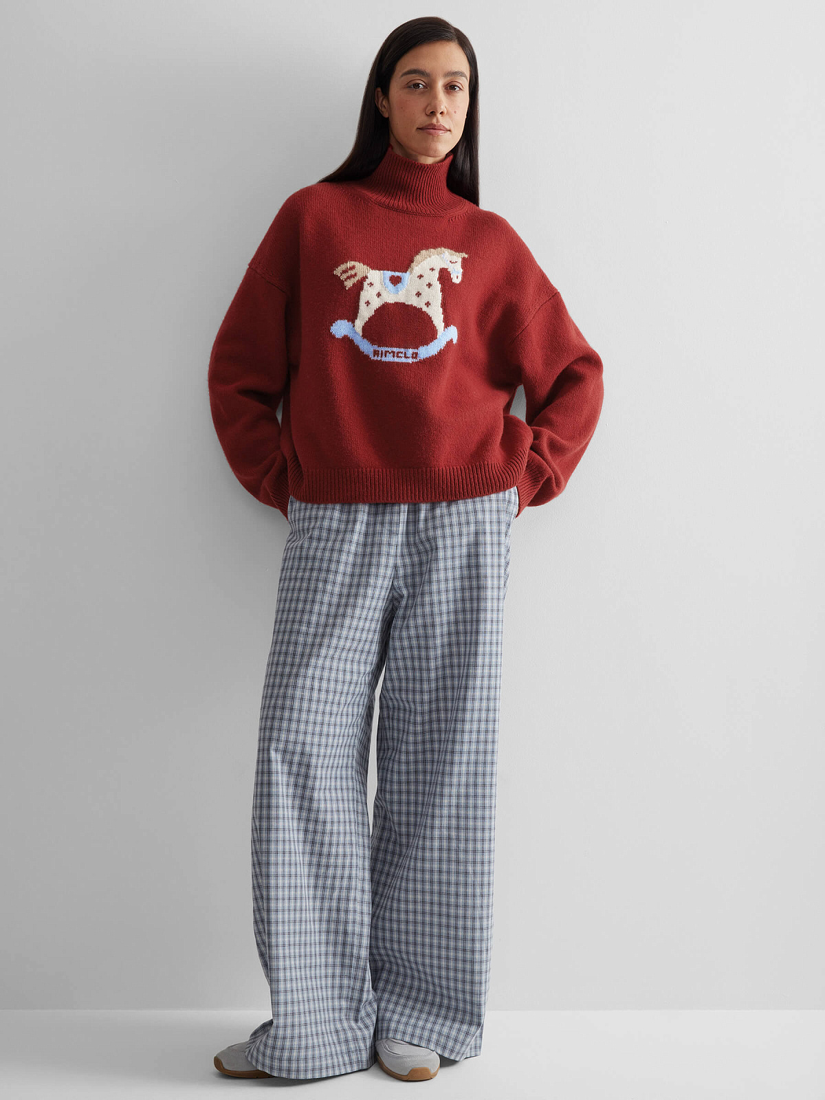 Свитер с интарсией лошадка, красный