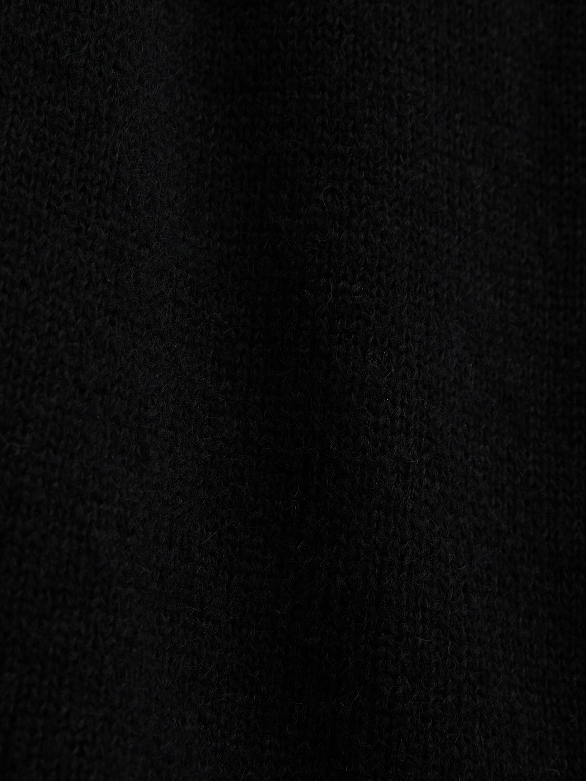 Джемпер с высоким воротником из мохера, черный