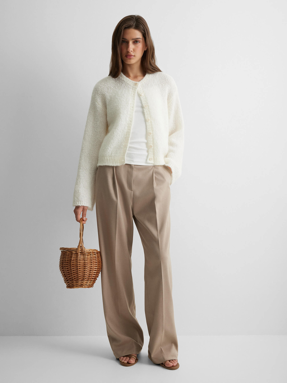 Кардиган на пуговицах из мохера, белый