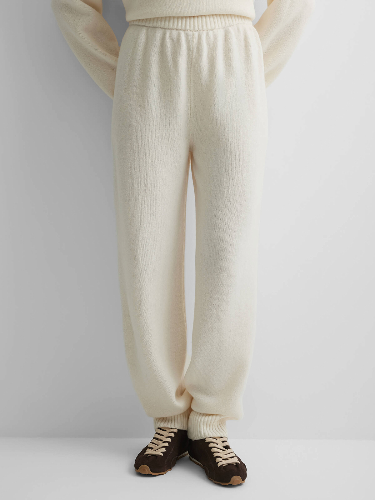 Брюки вязаные джоггеры из 100% мериноса, молочный