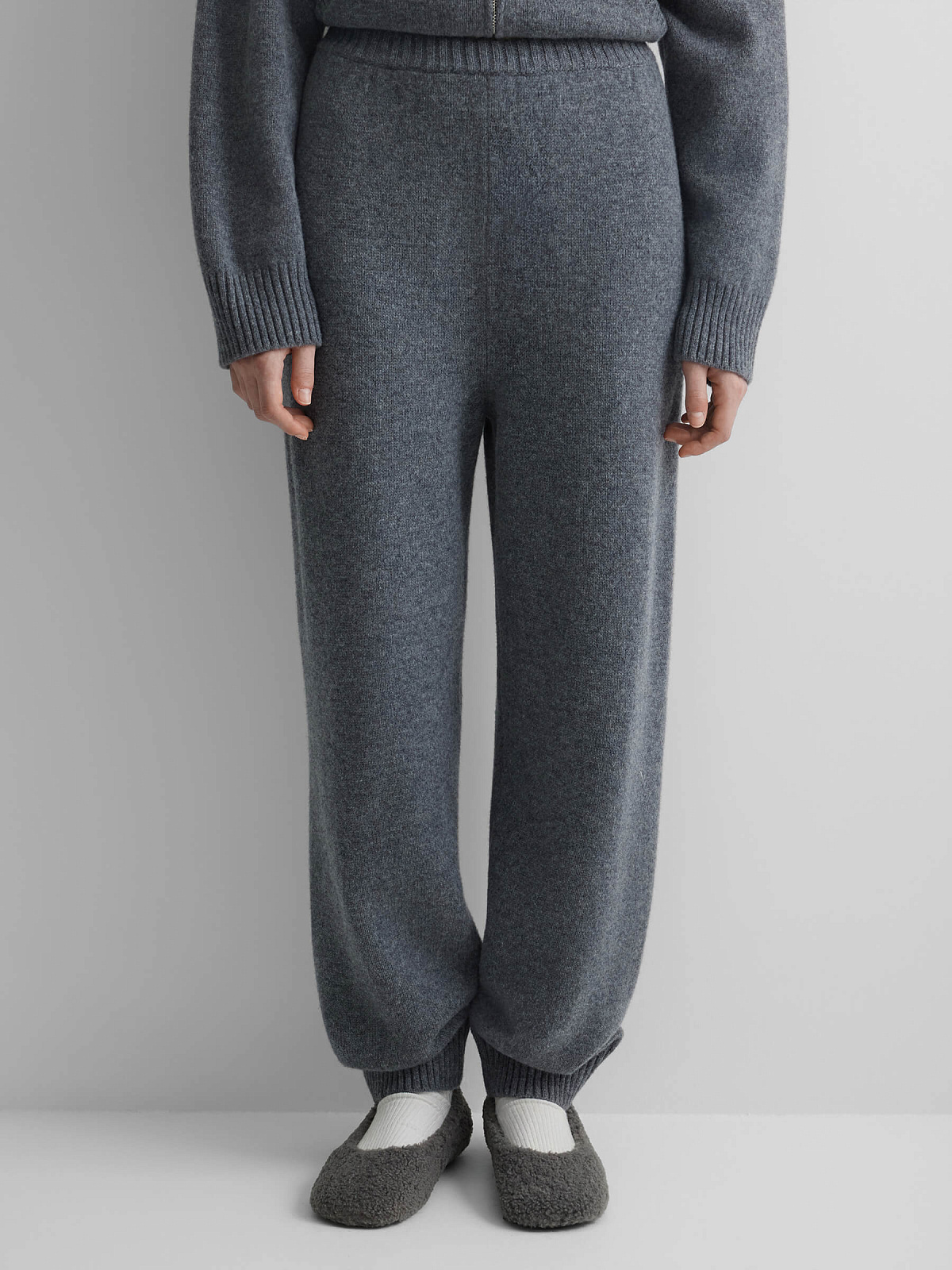 Брюки вязаные джоггеры из 100% мериноса, серый