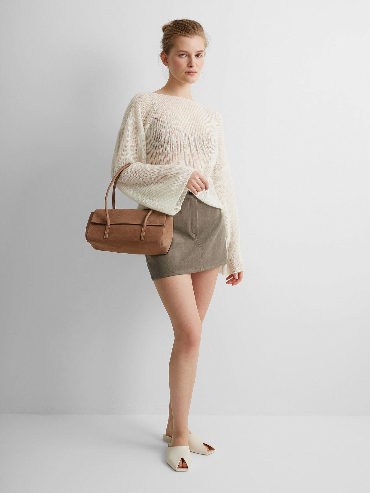 Джемпер из мохера прозрачный, молочный