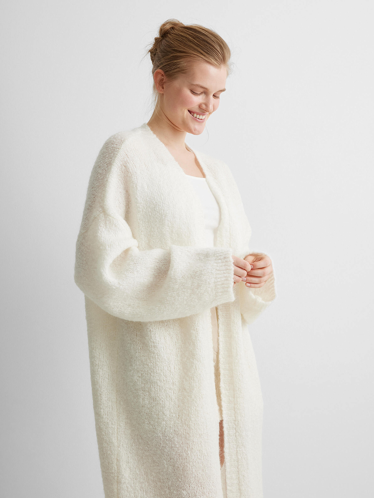 Кардиган удлиненный из мохера, белый